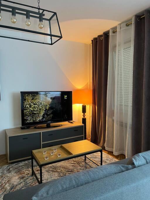 Apartment Miva ซาเกร็บ ภายนอก รูปภาพ