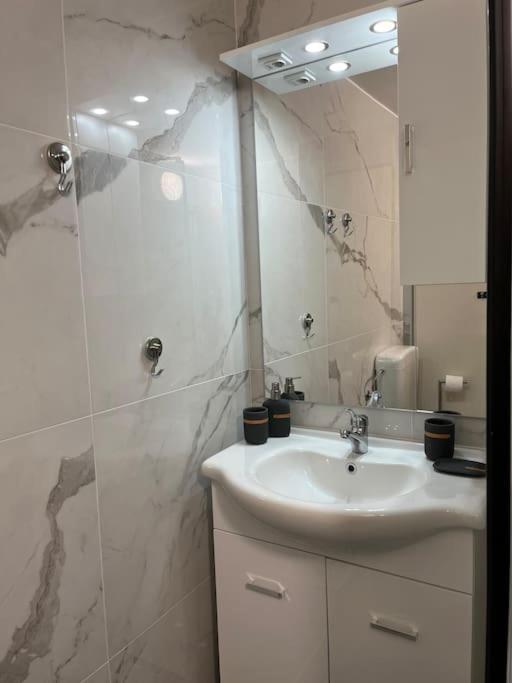 Apartment Miva ซาเกร็บ ภายนอก รูปภาพ
